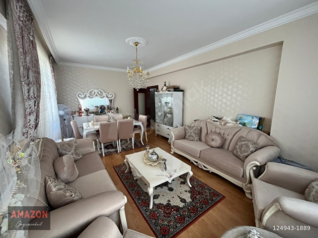 AMAZONDAN KUZEY ÇEVRE YOLU ALTI SİTE İÇERİSİNDE 4+1 DAİRE - Görsel 17