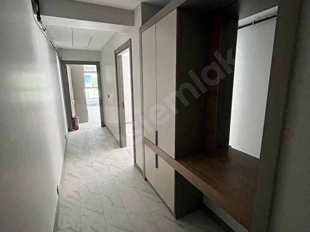 KİRALIK LÜKS Bahçelievler İlk Okulu Yanı Şenyurt Cad. Üstünde - Görsel 18