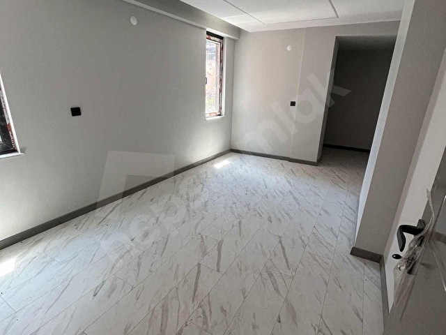 KİRALIK LÜKS Bahçelievler İlk Okulu Yanı Şenyurt Cad. Üstünde - Görsel 9