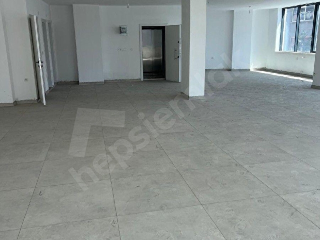 İstanbul Sultangazi Gazi mahallesi İsmet paşa caddesi üzerinde iş merkezinde kiralık katlar - Görsel 27