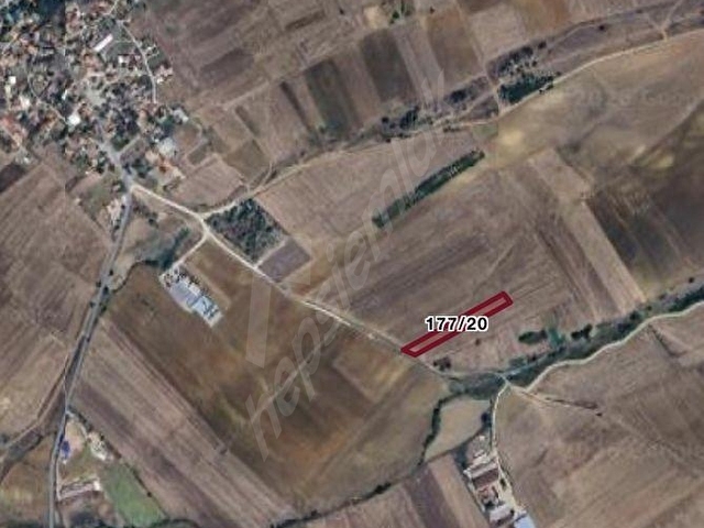 TEKİRDAĞ SÜLEYMANPAŞA SELÇUK MAH SATILIK TARLA YOLA CEPHE