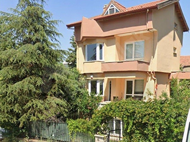 ÇAYYOLU İLKO DA KİRALIK VİLLA