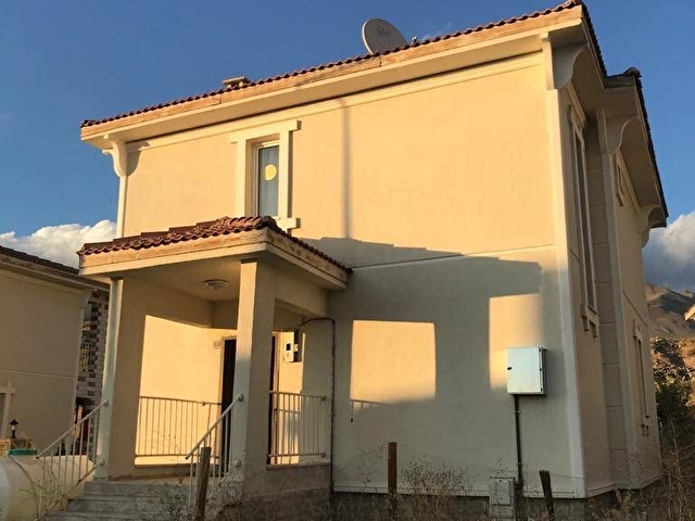 erzincan uzumlu ilcesinde acil satilik dubleks villa 0 36979285 hurriyet emlak