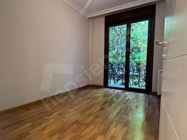 CADDEBOSTAN BAHARİYELİ SOK.DA 2+1 70M2 NET BAHÇE KATI ULTRA LÜKS - Görsel 17