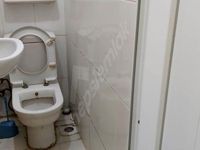 DERİŞ GAYRİMENKÜLDEN BÜYÜKADADA KİRALİK ÇARŞIYA VE İSKELEYE YAKIN ,FUL EŞYALI KÜÇÜK 1+1 DAİRE - Görsel 6