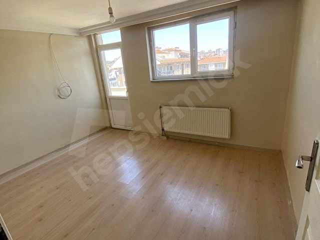 ŞÜKRÜPAŞADA 2+1 SATILIK DAİRE