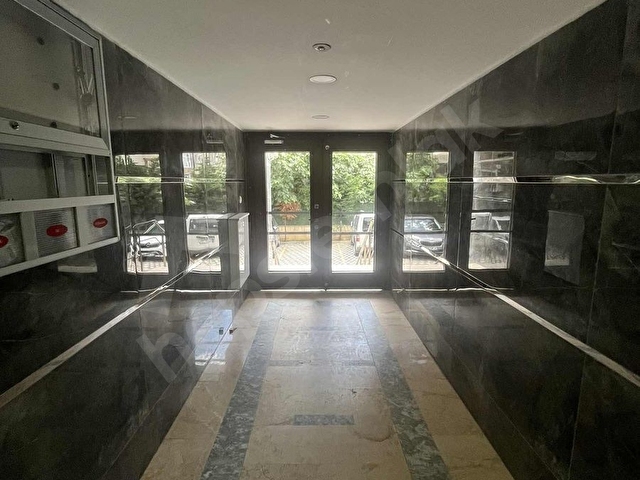 Emlak TR | 3+1 Otoparklı Boş Ara Kat Satılık Daire - Görsel 14