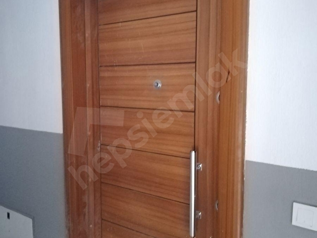 ÜNİVERSİTE KARŞISI EŞYALI YERDEN ISITMA 1+1 DAİRE