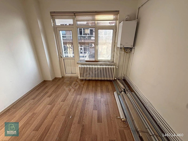 BONUSTAN MEŞRUTİYETTE 3+1 135 M2 BAĞIMSIZ ASANSÖRLÜ ÖN CEPHE - Görsel 16