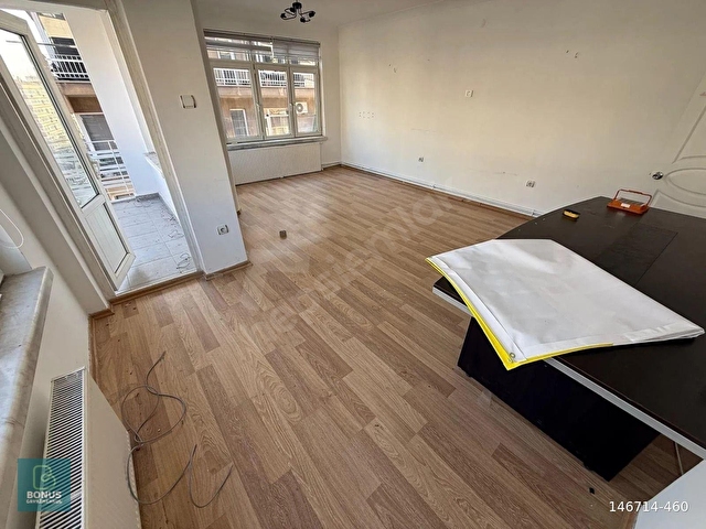 BONUSTAN MEŞRUTİYETTE 3+1 135 M2 BAĞIMSIZ ASANSÖRLÜ ÖN CEPHE - Görsel 3