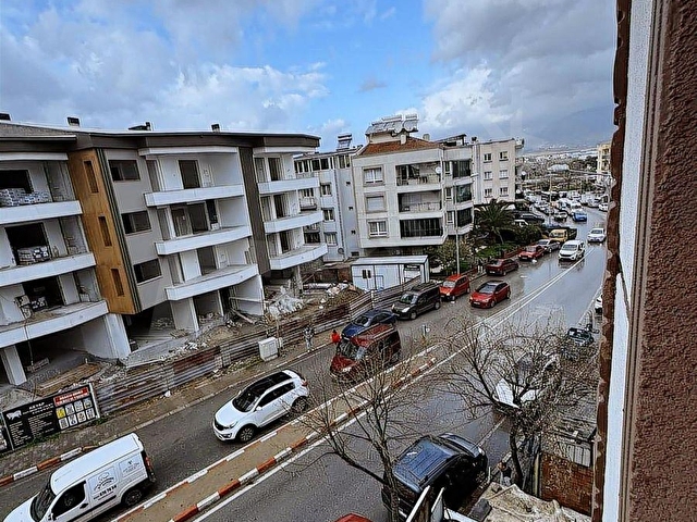 Cadde Üzeri Mükemmel Lokasyon 3+1 - Görsel 12