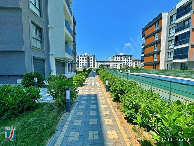 UYTUNDAN BURHANİYE ÖRENDE HAVUZLU SİTEDE BAHÇELİ LÜKS 1+1 DAİRE - Görsel 20