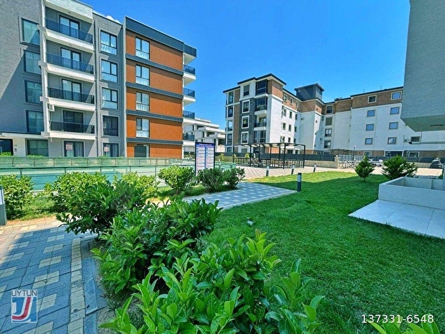 UYTUNDAN BURHANİYE ÖRENDE HAVUZLU SİTEDE BAHÇELİ LÜKS 1+1 DAİRE - Görsel 30