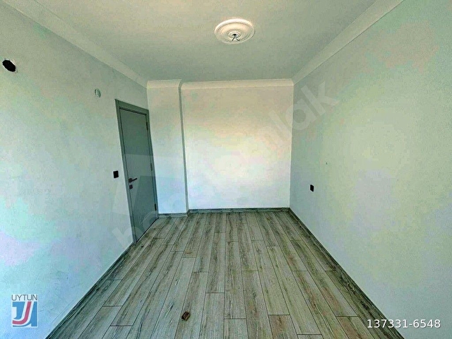 UYTUNDAN BURHANİYE ÖRENDE HAVUZLU SİTEDE BAHÇELİ LÜKS 1+1 DAİRE - Görsel 27