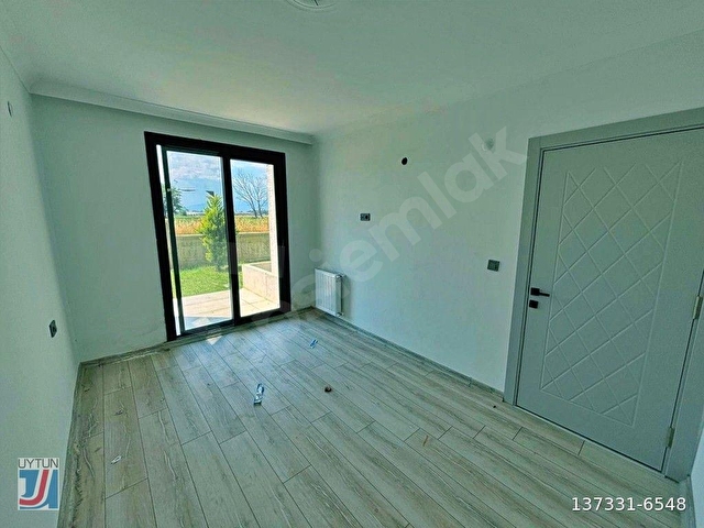 UYTUNDAN BURHANİYE ÖRENDE HAVUZLU SİTEDE BAHÇELİ LÜKS 1+1 DAİRE - Görsel 8
