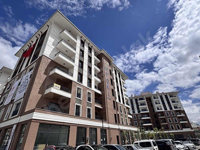 -COŞAR GYO-HamidiyeMah Kalealtı Cadde Cepheli Kiralık3+1Daireler - Görsel 3