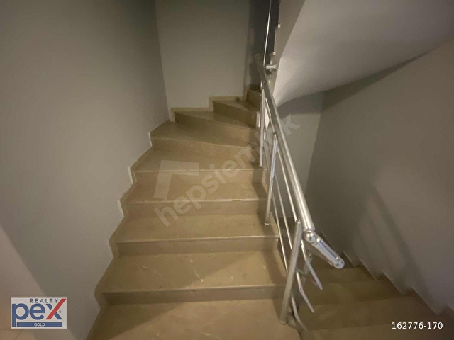 Manisa Güzelyurtta Site İçi Kiralık 1+1 Daire - Görsel 5