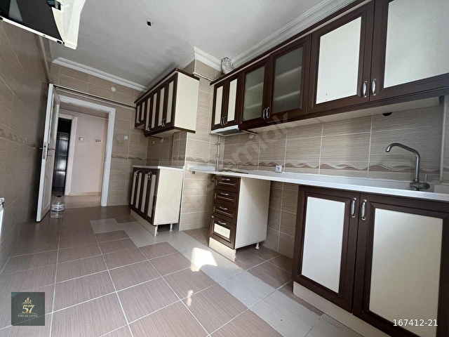 GATA YAKINI KİRALIK 3+1 EN ÜST KAT ÇİFT BALKON DAİRE - Görsel 19