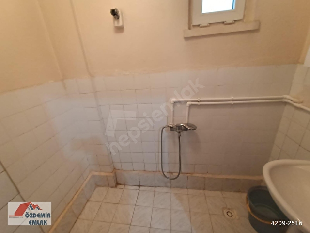 DEMETGÜLDE HALK EĞİTİM MERKEZİ KARŞISI BOŞ KOMBİLİ ASANSÖRLÜ 3+1 DAİRE - Görsel 21