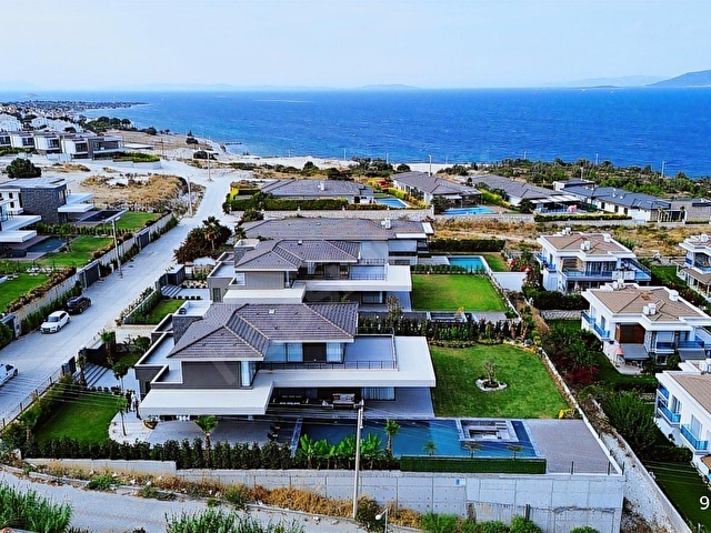 YUSEDEN ÇEŞMEDE MÜKEMMEL DENİZ MANZARALI SIFIR LÜKS MALİKANE - Görsel 12