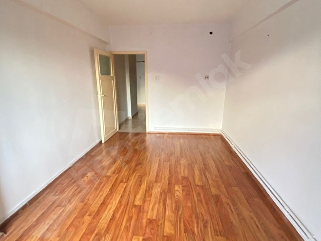 ARA KATTA KÖŞE BAŞI FIRSAT 3+1 SATILIK DAİRE - Görsel 17