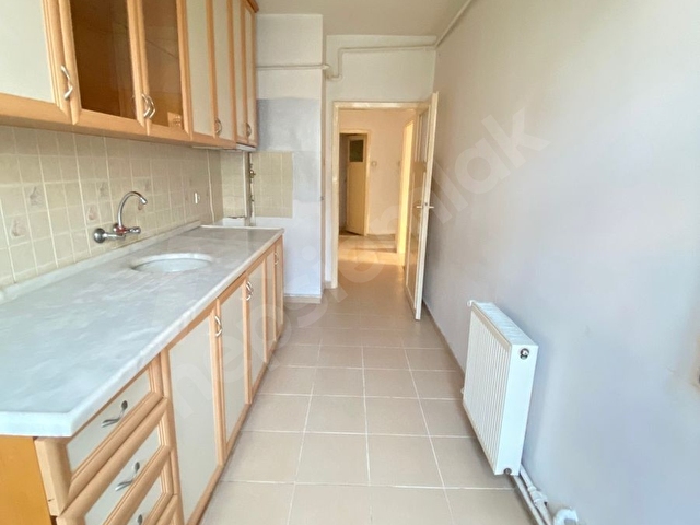 ARA KATTA KÖŞE BAŞI FIRSAT 3+1 SATILIK DAİRE - Görsel 13