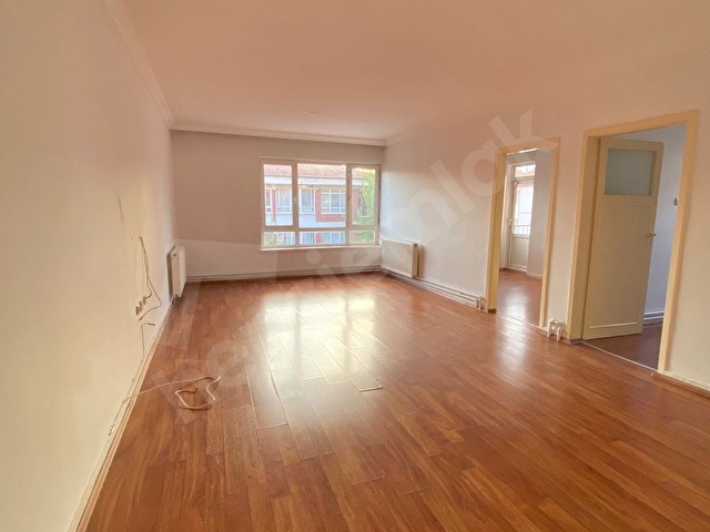 ARA KATTA KÖŞE BAŞI FIRSAT 3+1 SATILIK DAİRE
