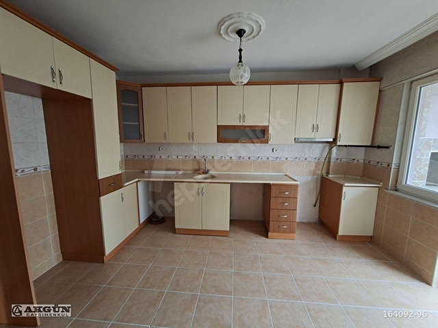 AKGÜNDEN Kuvayi Milliyede 3+1 140 m2 kiralık daire - Görsel 5