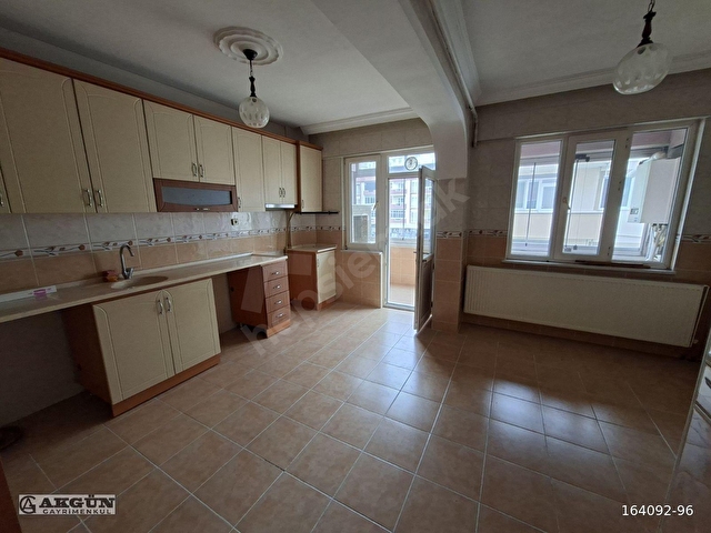 AKGÜNDEN Kuvayi Milliyede 3+1 140 m2 kiralık daire - Görsel 12