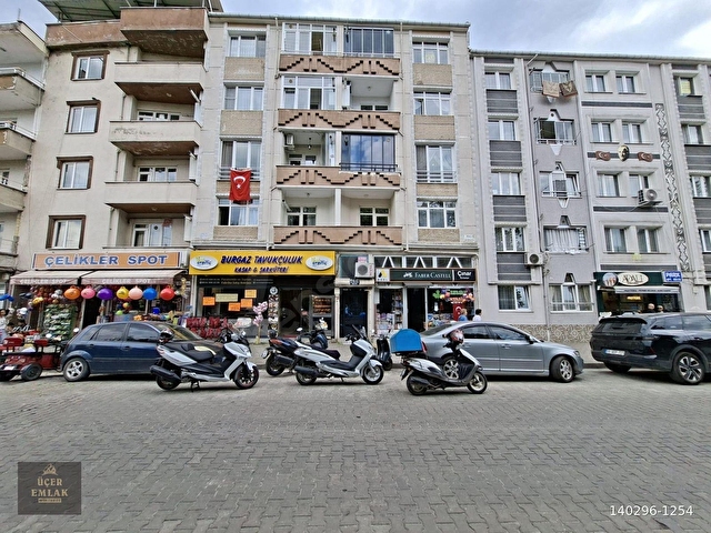 ÜÇER EMLAKTAN LÜLEBURGAZ YENİ MAH 3+1 HARİKA KONUM SATILIK DAİR