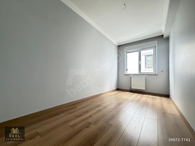 ÜÇEL-TEK YETKİLİ İDEALTEPE SAHİL GENÇ YAPIDA GENİŞ LÜX 90M2 2+1! - Görsel 12