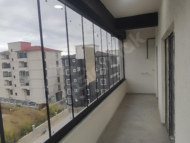 Tekirdağ Atatürk Mallesinde Ebeveyn Banyolu/Çift Cam Balkonlu Kiralık Sıfır Daire - Görsel 28