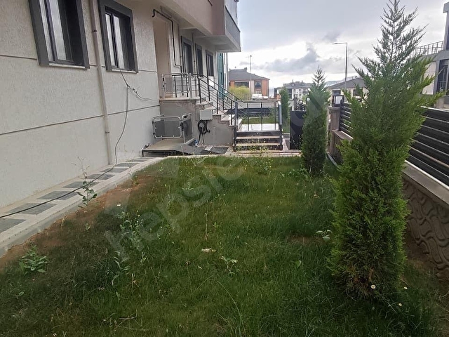 Tekirdağ Atatürk Mallesinde Ebeveyn Banyolu/Çift Cam Balkonlu Kiralık Sıfır Daire - Görsel 25