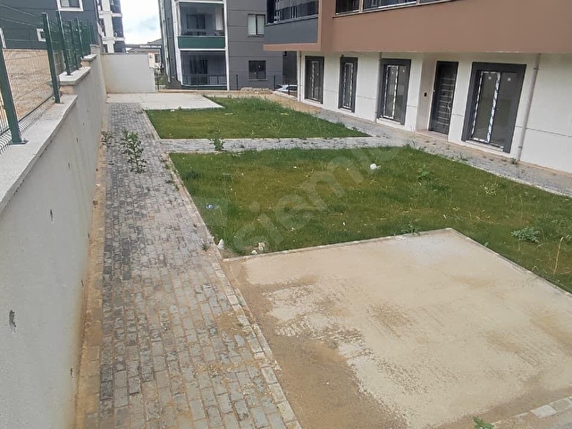 Tekirdağ Atatürk Mallesinde Ebeveyn Banyolu/Çift Cam Balkonlu Kiralık Sıfır Daire - Görsel 24