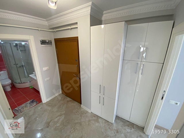 GİZLİ EMLAKTAN HÜRRİYETTE ÇOK İYİ KONUMDA,BAKIMLI, 2+1 DAİRE - Görsel 15