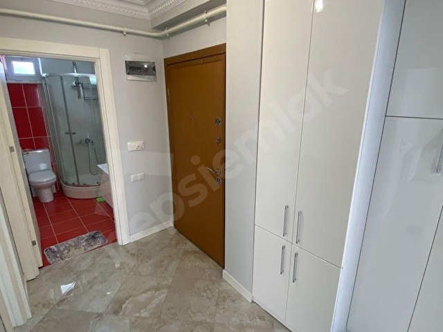 GİZLİ EMLAKTAN HÜRRİYETTE ÇOK İYİ KONUMDA,BAKIMLI, 2+1 DAİRE - Görsel 16