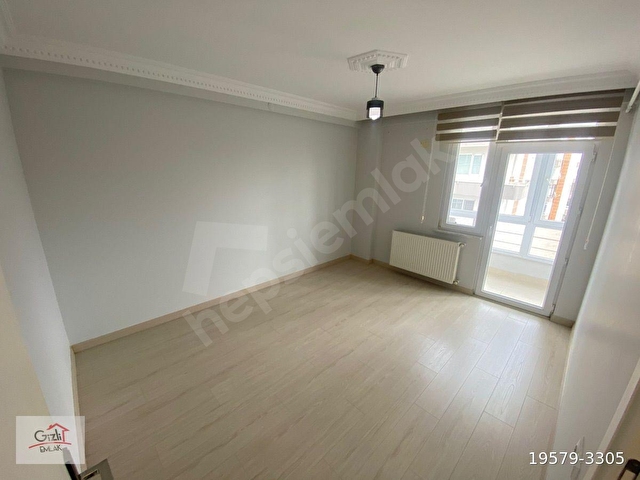 GİZLİ EMLAKTAN HÜRRİYETTE ÇOK İYİ KONUMDA,BAKIMLI, 2+1 DAİRE - Görsel 17