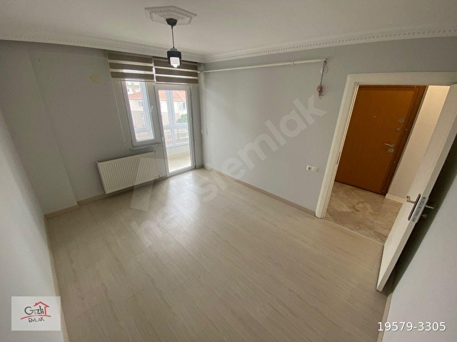 GİZLİ EMLAKTAN HÜRRİYETTE ÇOK İYİ KONUMDA,BAKIMLI, 2+1 DAİRE - Görsel 18