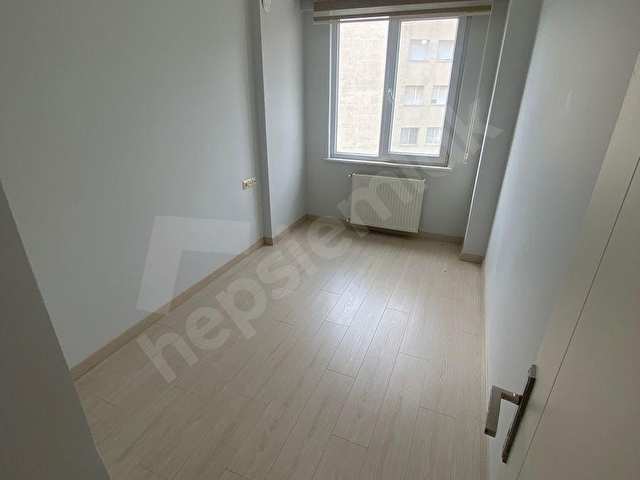 GİZLİ EMLAKTAN HÜRRİYETTE ÇOK İYİ KONUMDA,BAKIMLI, 2+1 DAİRE - Görsel 29