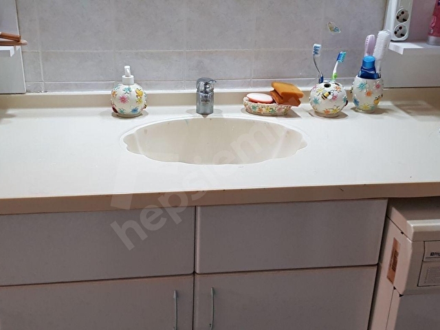 Bostanlıda,FULL MÖBLELİ, asansörlü ,2+1,doğalgazlı ,köşe,Bakiml - Görsel 14
