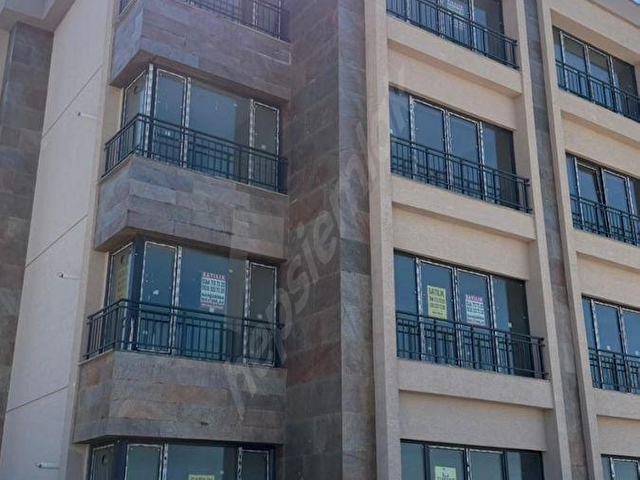 VOLKAN EMLAKTAN YENİ MH. VADİ VİSTA KONUTLARINDA KİRALIK 4+1 DAİRE