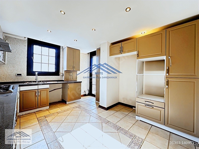 METEden TEK YETKİLİ,Ulus Seba Sitesi,4+1 240m2,Şehir Manz,Boş - Görsel 9