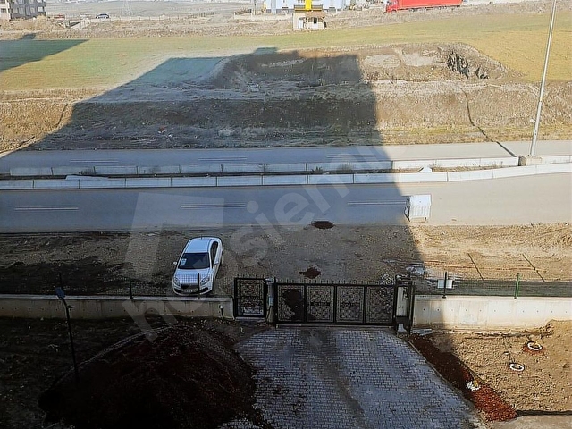 SİNCAN ALCI MAH. GENİŞ SIFIR İSKANLI ARA KAT TEK BİNA - Görsel 24