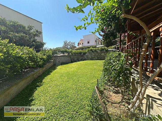 DENİZE 300 METRE | GENİŞ VERANDALI | PEYZAJLI BAHÇELİ 3+1 VİLLA - Görsel 9