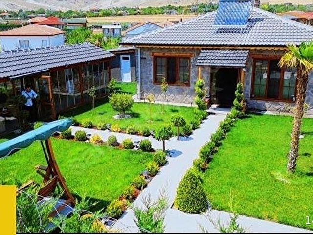 YENİKAYIDA ULTRA LÜKS YAPILI EVLİ KOOPERATİF HİSSELİ BAHÇE