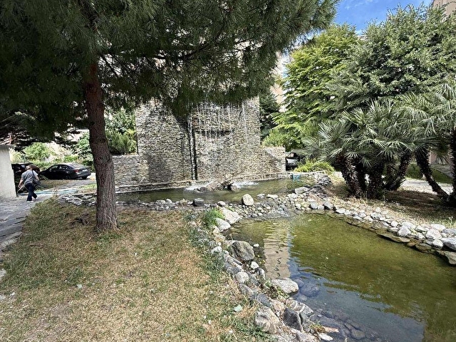 BEYLİKDÜZÜ AKKENT ŞELALE EVLERİNDE HAVUZ MANZARALI 3+1 DAİRE !! - Görsel 11