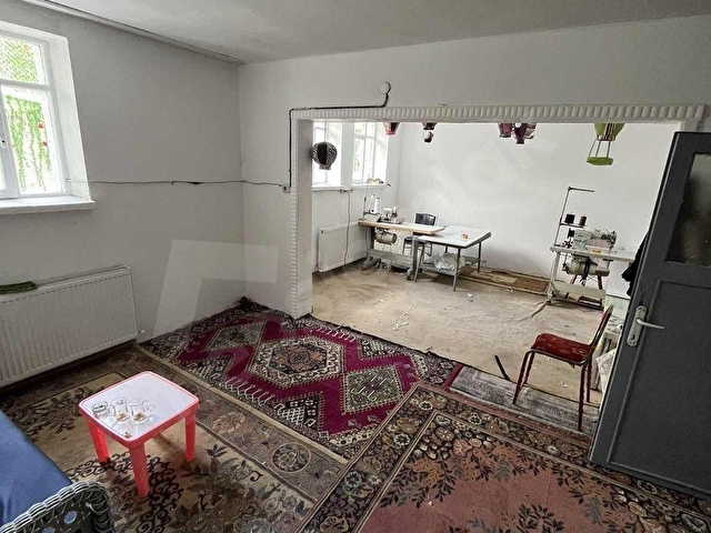 209 m² Arsa İçinde Doğalgazlı, Bahçeli, 3 Katlı Meskenli Bina - Görsel 4