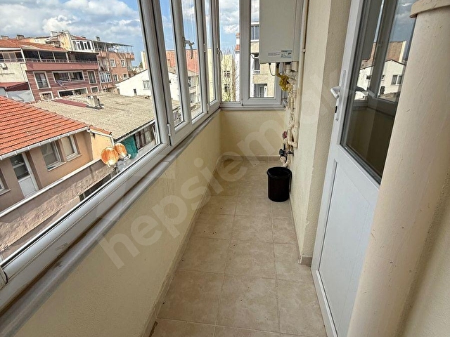 ‼️ÇANAKKALE BİGA’DA KAVAKLIK’TA HARİKA KONUMDA ACİL SATILIK 4+1 DUBLEKS DAİRE 120 m2 10 YILLIK BİNA - Görsel 4