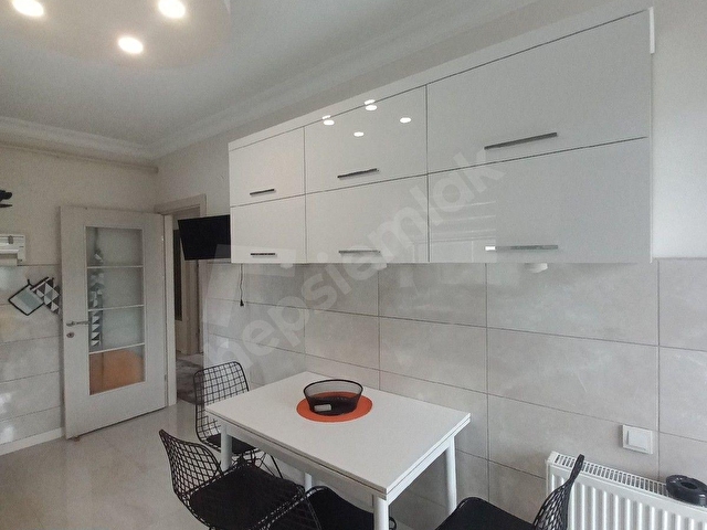 ÝÜZME HAVUZU mevkii İÇİ FULL YAPILI 2+1 SATILIK DAIRE.. - Görsel 3