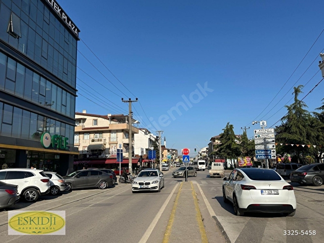 ESKİDJİde YAHYA KAPTANA YAKIN KAPALI OTOPARKLI YANGIN MERDİVENLİ - Görsel 2